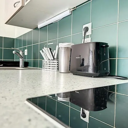 Apartment Gare Proche Geneve *