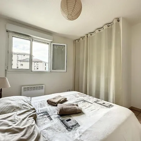 Apartment Gare Proche Geneve *